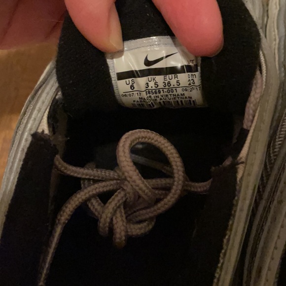 Nike AirMax 97 Silver Bullets - Picture 2 of 3